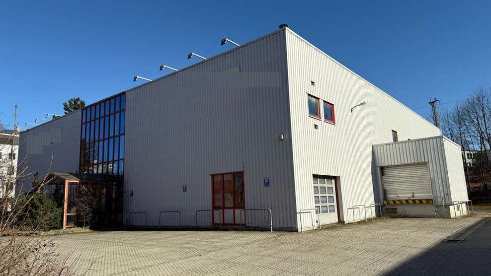 Halle in Regensburg 3.500.000 € 2472 m²