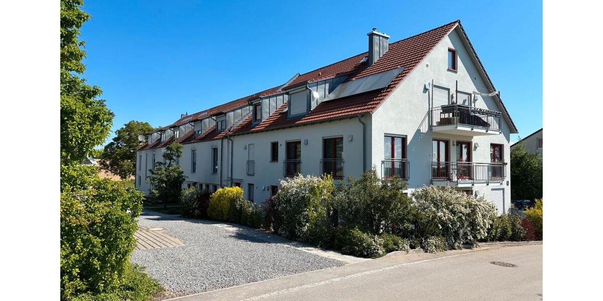 Dachgeschoßwohnung Regensburg Galgenberg - 1 Zimmer, 27 m&sup2;, 390&euro; | Angebot:26670241