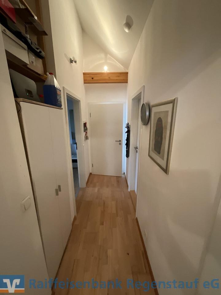 Charmante Dachgeschoßwohnung im Süden Regensburgs!