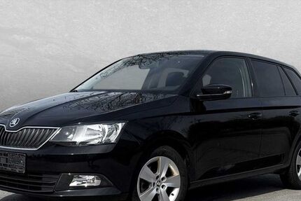 Skoda Fabia 142.600 km 8.215 &euro; Regensburg 93059