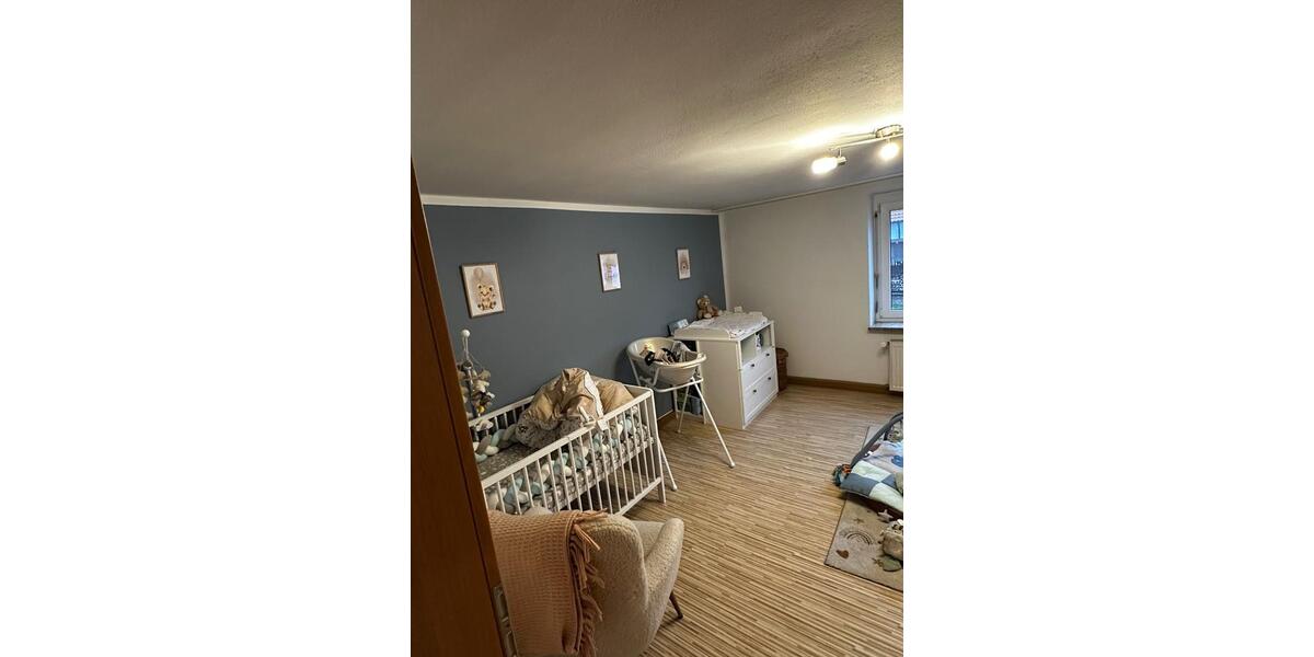 3-Zimmer-Wohnung mit Küche und Bad 3 zimmer