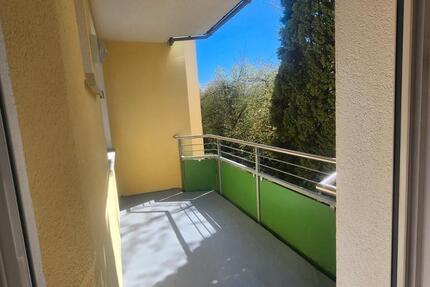 Wohnung Regensburg Ganghofersiedlung - 3 Zimmer, 73 m&sup2;, 1.250&euro; | Angebot:26688633
