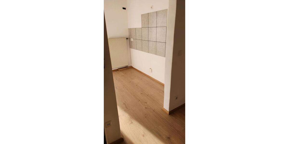 Dachgeschoßwohnung Laaber - 3 Zimmer, 60 m&sup2;, 580&euro; | Angebot:24678420