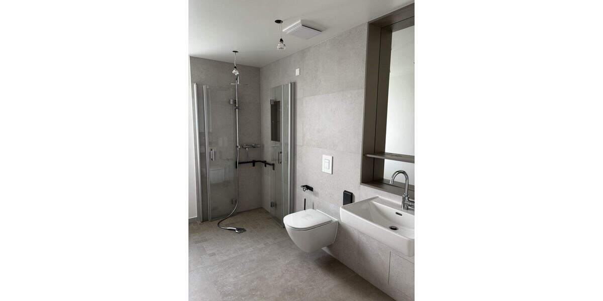 Etagenwohnung Abensberg - 2 Zimmer, 61 m&sup2;, 885&euro; | Angebot:25737152