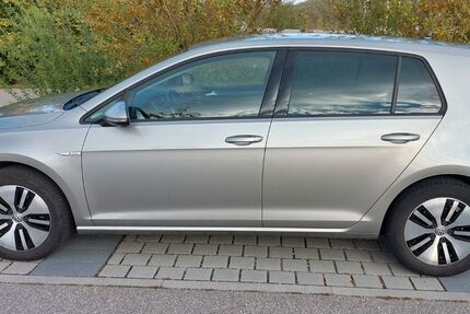 VW Golf 55.000 km 16.000 &euro; Regensburg 93055