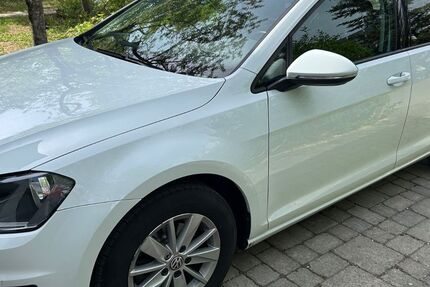 VW Golf 82.100 km 9.900 &euro; Sinzing 93161