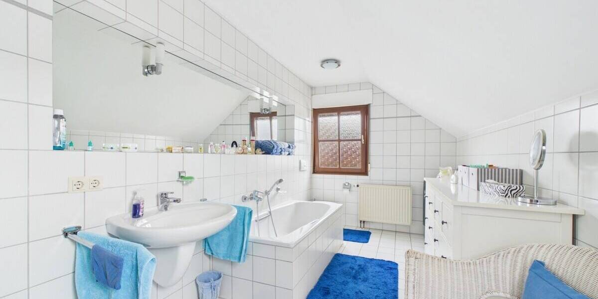 Mehrfamilienhaus, Wohnhaus Lappersdorf Kareth - 7 Zimmer, 201 m&sup2;, 765.000&euro; | Angebot:26807215