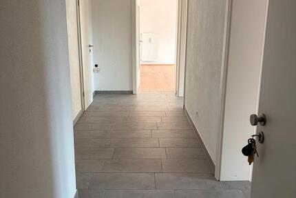 Wohnung Laaber - 3 Zimmer, 95 m&sup2;, 1.000&euro; | Angebot:25980133