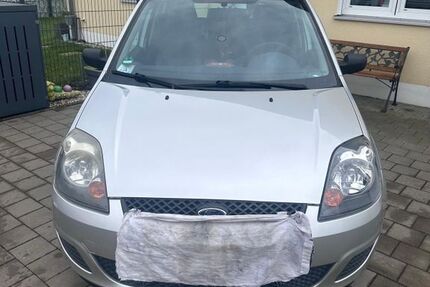 Ford Fiesta 127.000 km 2.200 &euro; Geiselhöring 94333