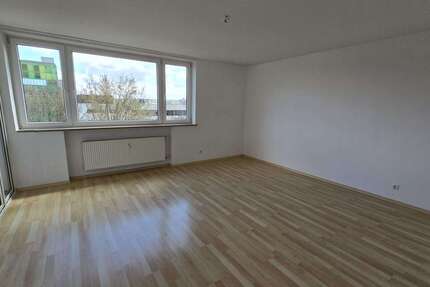 Wohnung Regensburg Galgenberg - 3 Zimmer, 77 m&sup2;, 970&euro; | Angebot:27480559