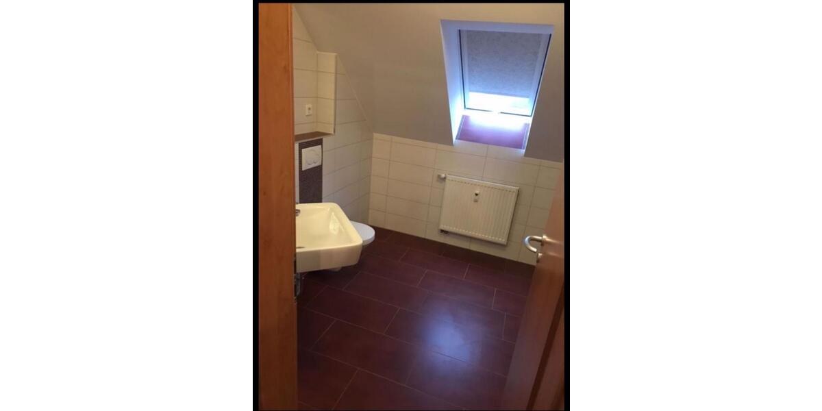 Etagenwohnung Burglengenfeld - 2.5 Zimmer, 77 m&sup2;, 985&euro; | Angebot:26048587