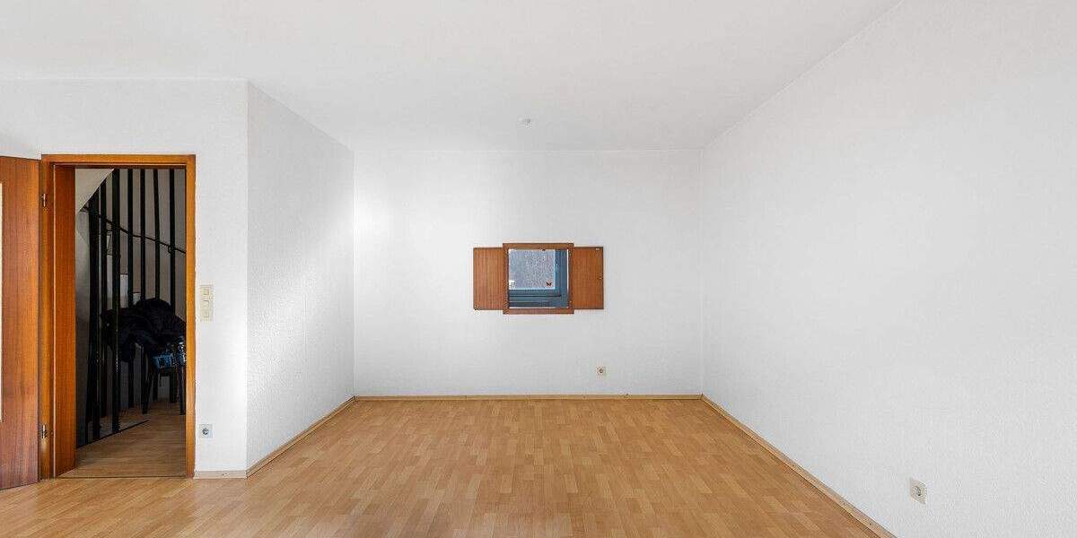 Reihenmittelhaus Regensburg Ostenviertel - 5 Zimmer, 136 m&sup2;, 499.000&euro; | Angebot:25702640