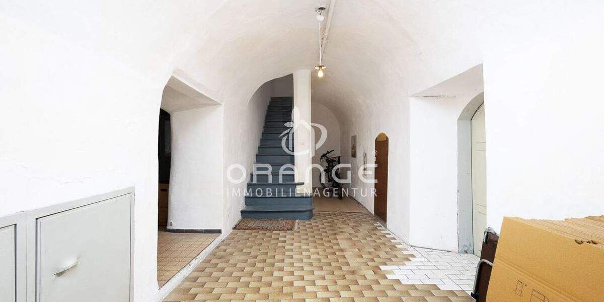 Mehrfamilienhaus, Wohnhaus Regensburg Innenstadt - 1 Zimmer, 305 m&sup2;, 999.000&euro; | Angebot:25385594