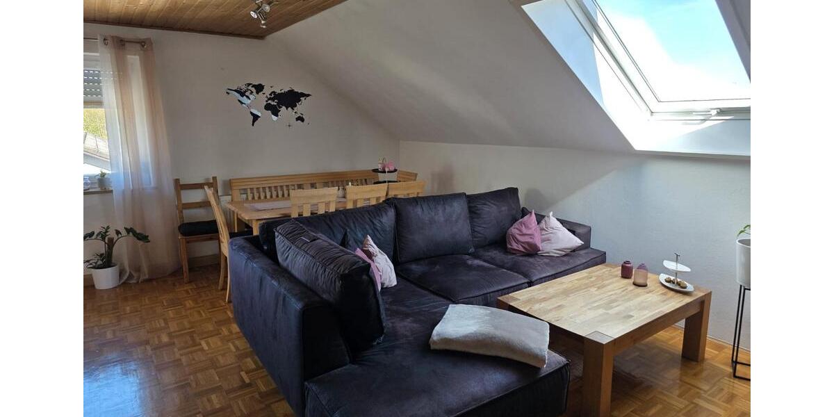 Dachgeschoßwohnung Pettendorf - 2.5 Zimmer, 62 m&sup2;, 440&euro; | Angebot:26345456