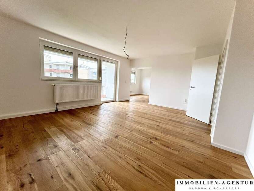 Wohnung zum Kaufen in Schwandorf 249.000 € 101.53 m²