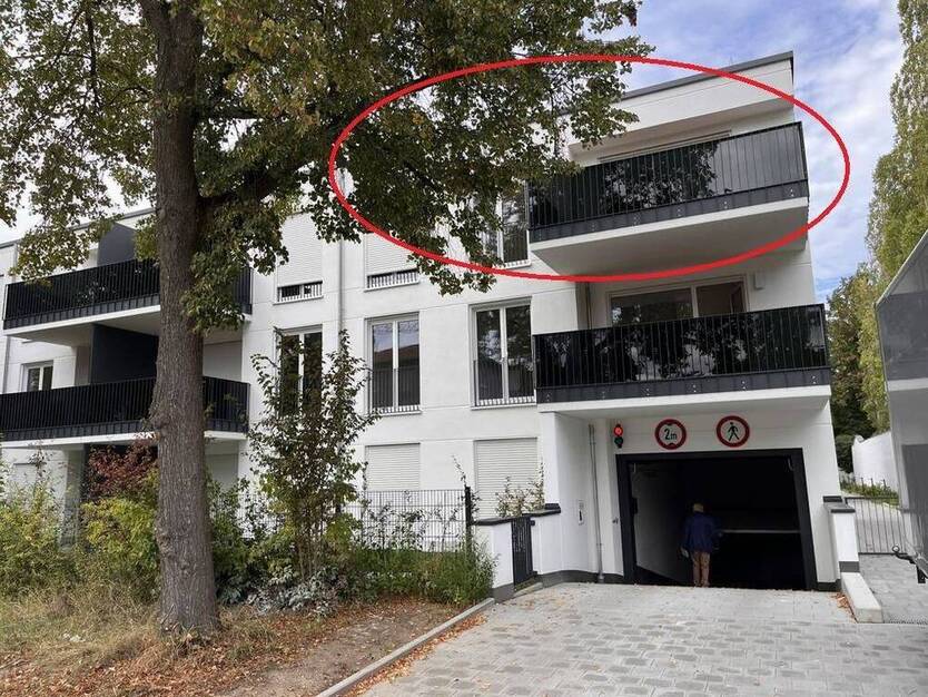 Neubau!Erstbezug! Komf. 2-Zi.-Whg. mit ca. 11 m² Südbalkon im Westen v. Rgbg.