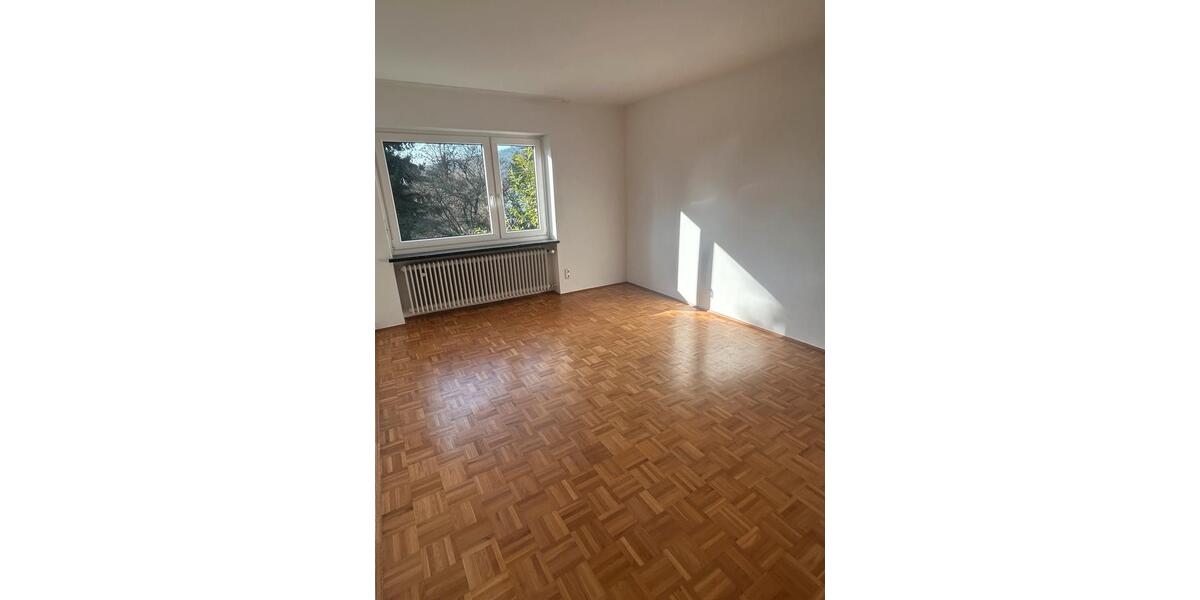 Etagenwohnung Donaustauf - 3 Zimmer, 85 m&sup2;, 1.200&euro; | Angebot:25395580