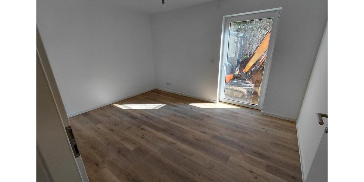 Erdgeschoßwohnung Regensburg Gallingkofen - 3 Zimmer, 74 m&sup2;, 1.300&euro; | Angebot:25370345