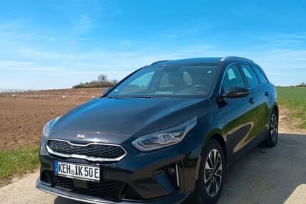 Kia ceed Sportswagon 97.500 km 14.900 &euro; Abensberg 93326