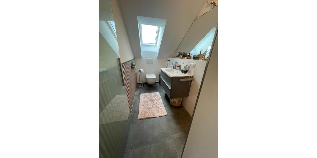 Dachgeschoßwohnung Tegernheim - 4 Zimmer, 116 m&sup2;, 684.000&euro; | Angebot:27021013