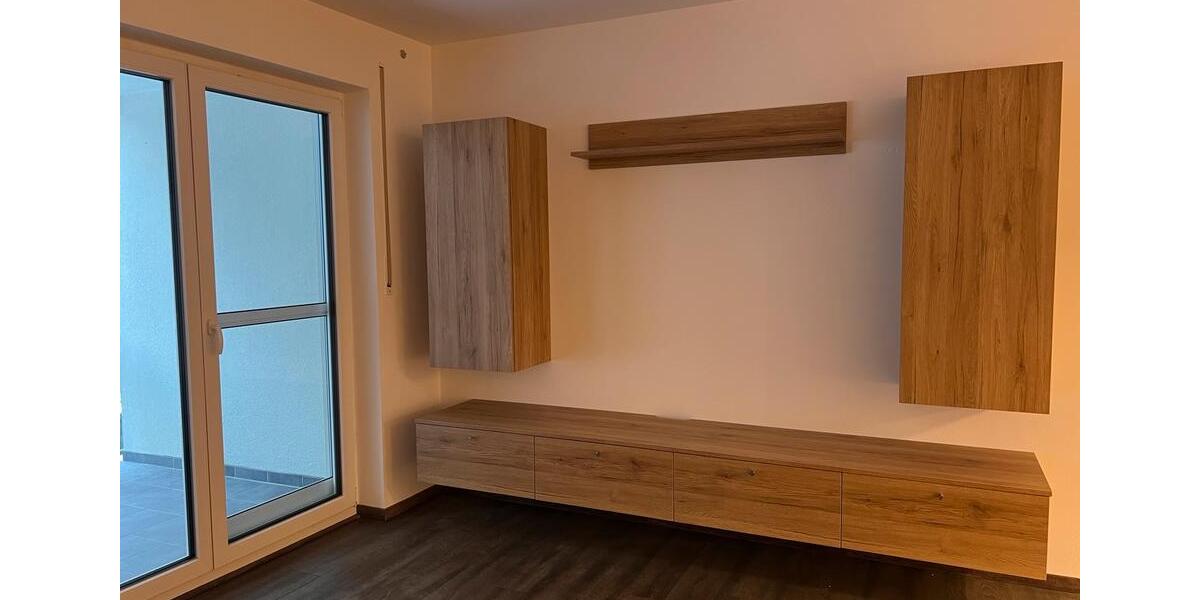 Teilmöblierte 2 Zimmer Wohnung mit Balkon 2 zimmer
