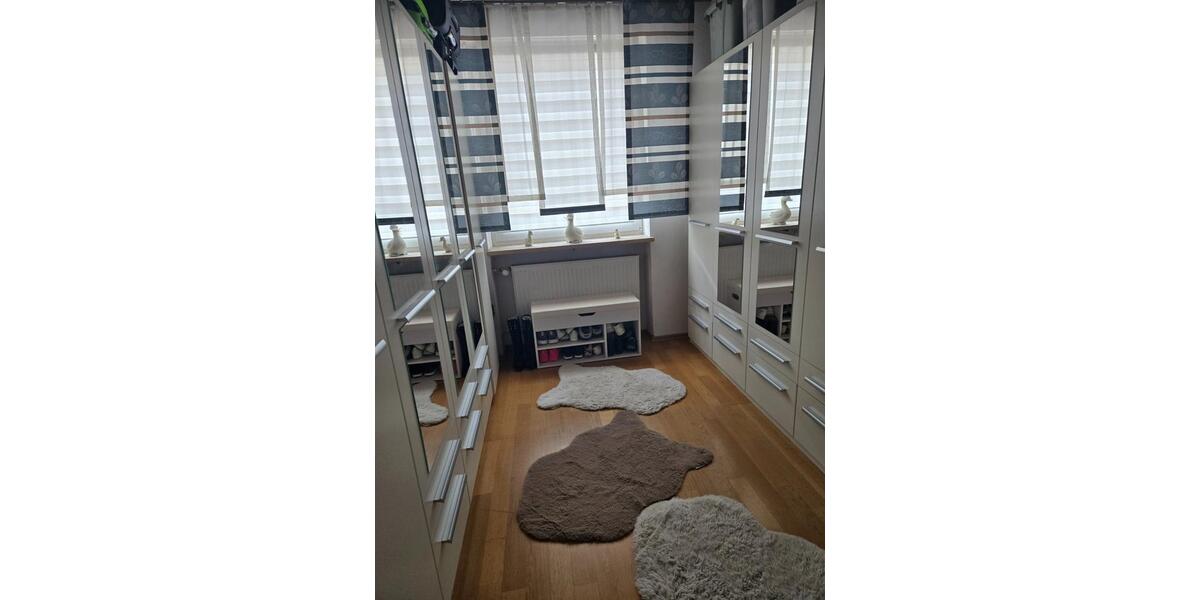 Reihenhaus Burglengenfeld - 9 Zimmer, 213 m&sup2;, 380.000&euro; | Angebot:24652306