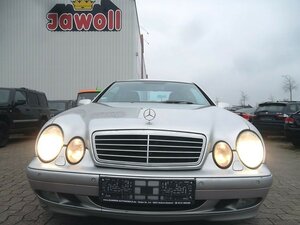 Mercedes CLK 320 AVANT- LEDER SITZH AUTOM TV NAVI ALU KLIMA