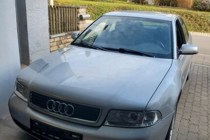 Audi A4 174.158 km 1.750 &euro; Essing 93343