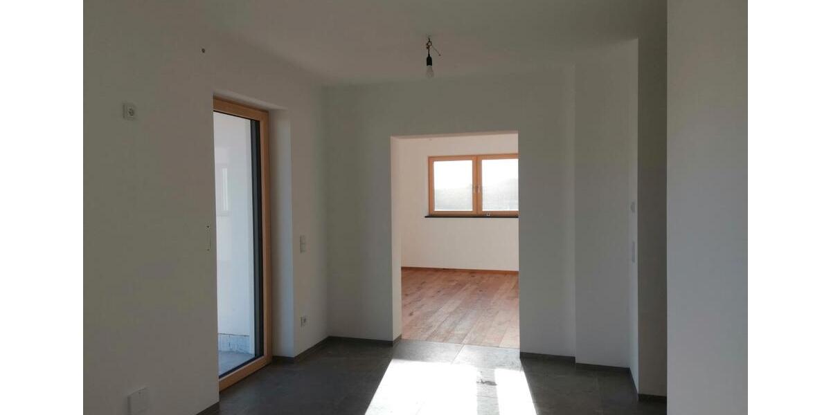 Etagenwohnung Geiselhöring - 3 Zimmer, 104 m&sup2;, 1.100&euro; | Angebot:26252415