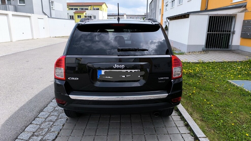 Jeep Compass 122.000 km 8.390 € Regensburg 93019