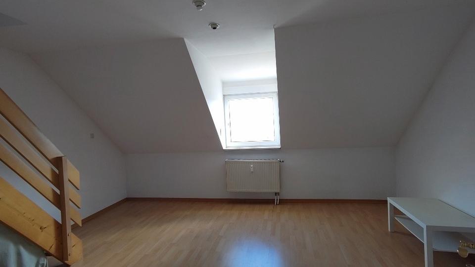 Dachgeschoßwohnung Regensburg Brandlberg - 1.5 Zimmer, 35 m&sup2;, 580&euro; | Angebot:26266164