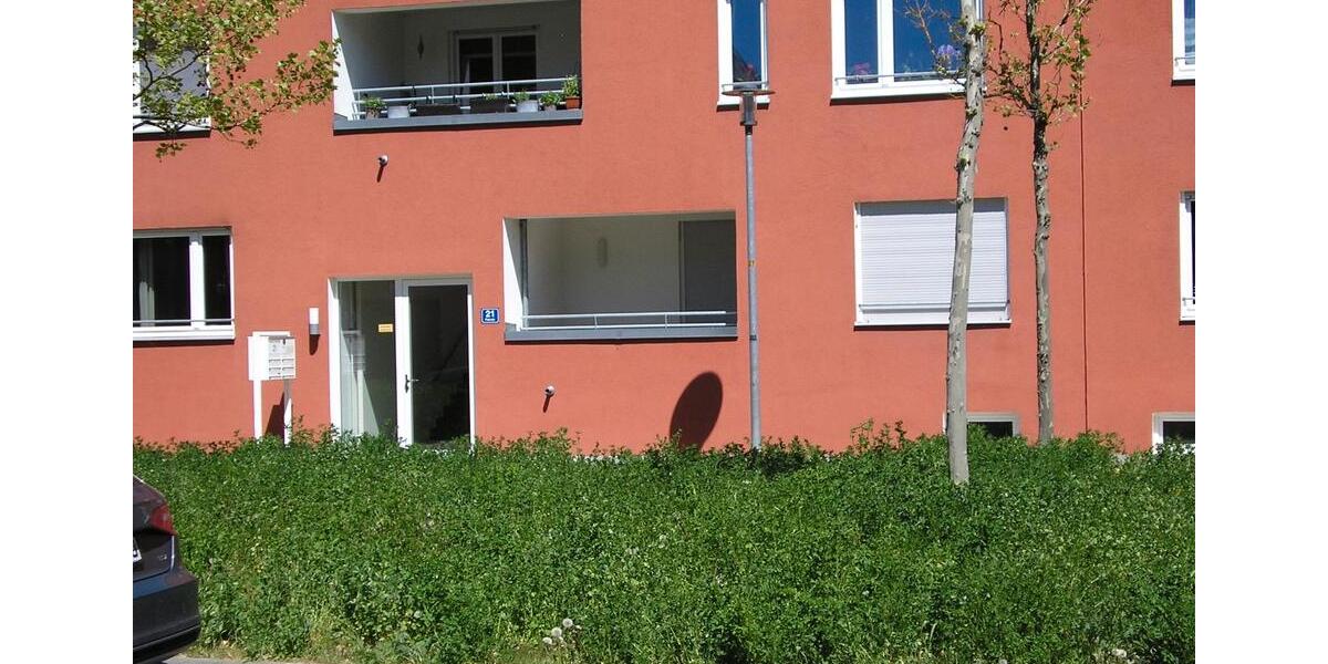 Erdgeschoßwohnung Regensburg Konradsiedlung - 2 Zimmer, 75 m&sup2;, 900&euro; | Angebot:26413860