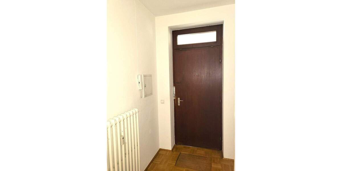 Preishammer! Schicke 2-Zimmer-Wohnung mit Loggia in der historischen Altstadt von Regensburg 2 zimmer