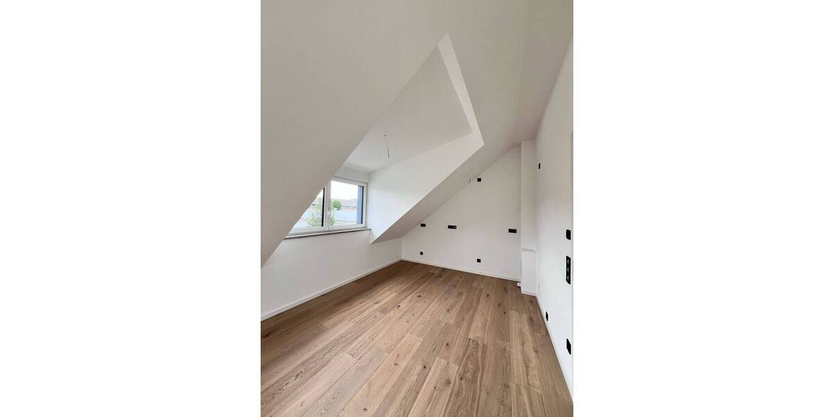 Mit KfW 55 Förderung - 2-Zimmer-Wohnung im DG mit Balkon 2 zimmer