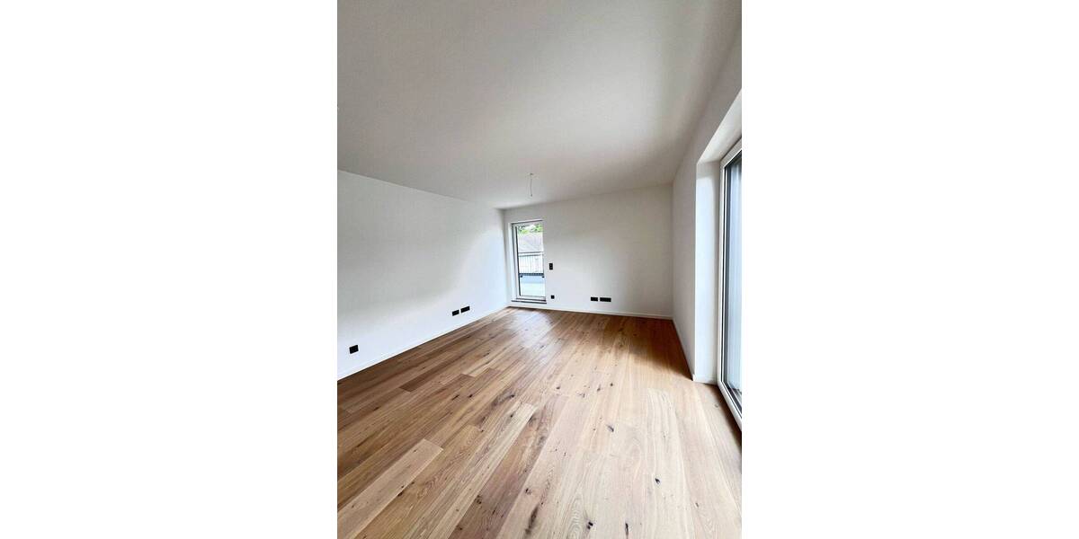 Etagenwohnung Regensburg Konradsiedlung-Wutzlhofen - 2 Zimmer, 68 m&sup2;, 996&euro; | Angebot:26107993
