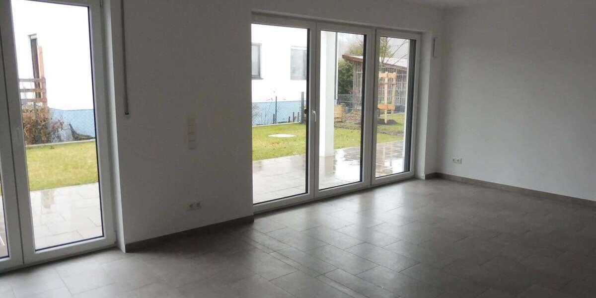 Etagenwohnung Mariaort Mariaort - 3 Zimmer, 102 m&sup2;, 1.290&euro; | Angebot:26431498