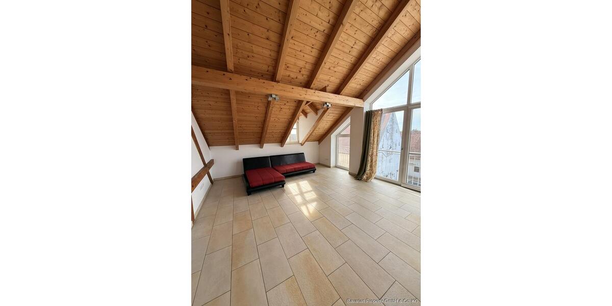 Etagenwohnung Geiselhöring - 4.5 Zimmer, 134 m&sup2;, 950&euro; | Angebot:26637696