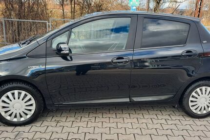 Toyota Yaris 97.000 km 14.900 &euro; Regensburg 93051