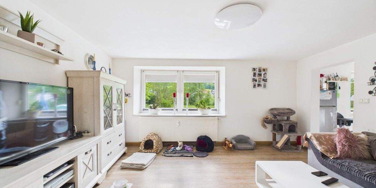 Mehrfamilienhaus, Wohnhaus Pielenhofen - 6 Zimmer, 179 m&sup2;, 289.000&euro; | Angebot:25704880