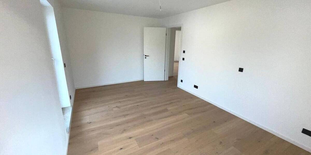 Etagenwohnung Regensburg Konradsiedlung-Wutzlhofen - 2 Zimmer, 68 m&sup2;, 996&euro; | Angebot:26107993