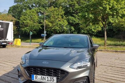 Ford Focus 68.000 km 15.500 &euro; Regensburg 93055