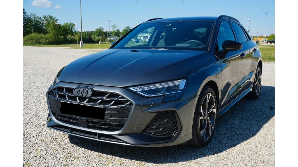 Audi A3 12.600 km 42.850 &euro; Abensberg 93326