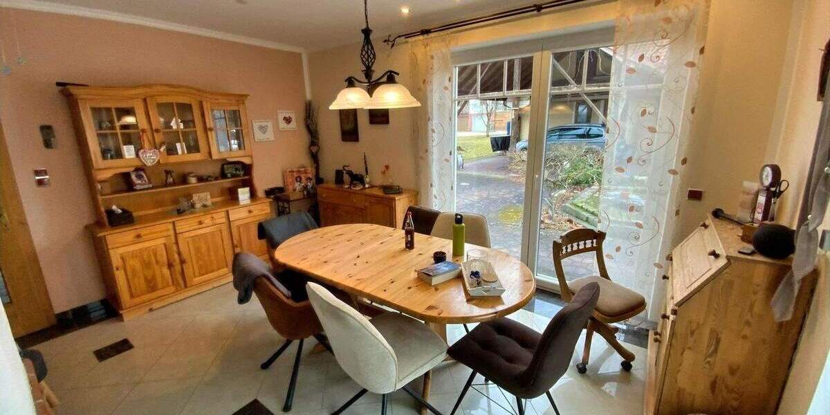 Einfamilienhaus Nittenau - 6 Zimmer, 177 m&sup2;, 395.000&euro; | Angebot:25674594