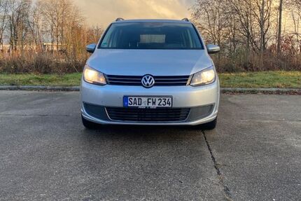 VW Touran 296.115 km 3.500 &euro; Maxhütte Haidhof 93142