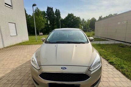 Ford Focus 163.000 km 5.800 € Regenstauf 93128