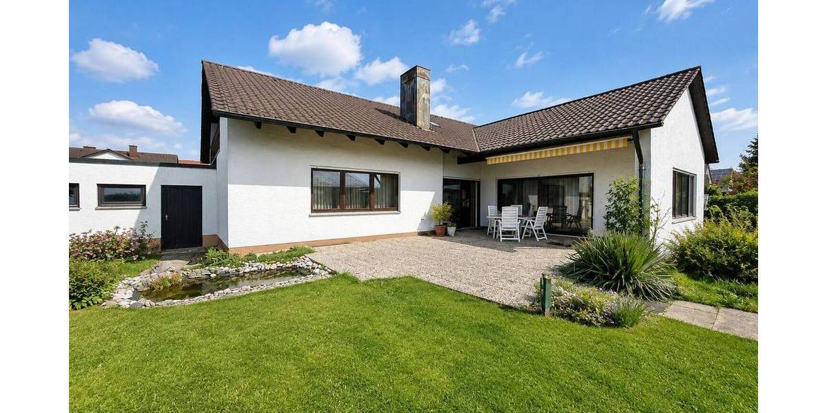 Einfamilienhaus Pentling - 8 Zimmer, 280 m&sup2;, 485.000&euro; | Angebot:26778889