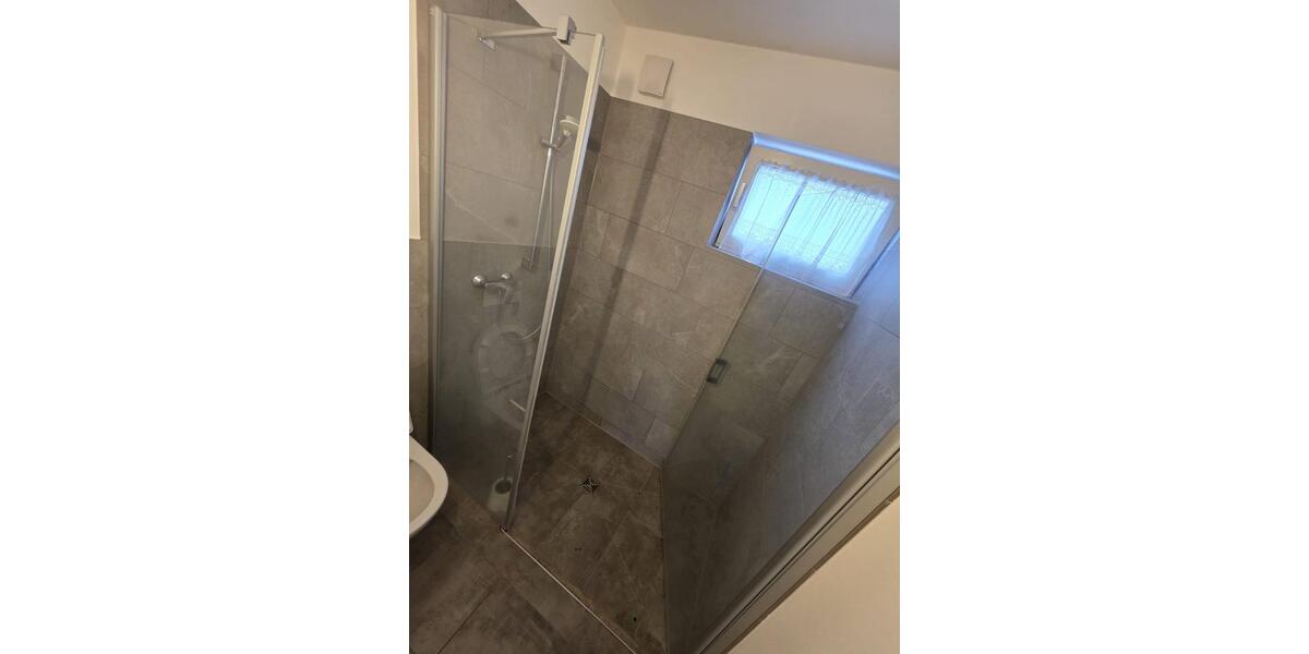 Erdgeschoßwohnung Kelheim - 3 Zimmer, 83 m&sup2;, 590&euro; | Angebot:25080960