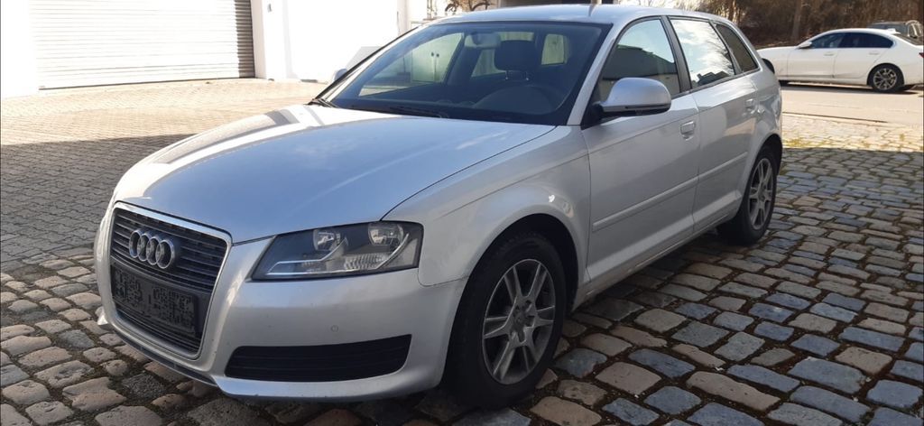 Audi A3 240.000 km 3.200 € Schwandorf 92421