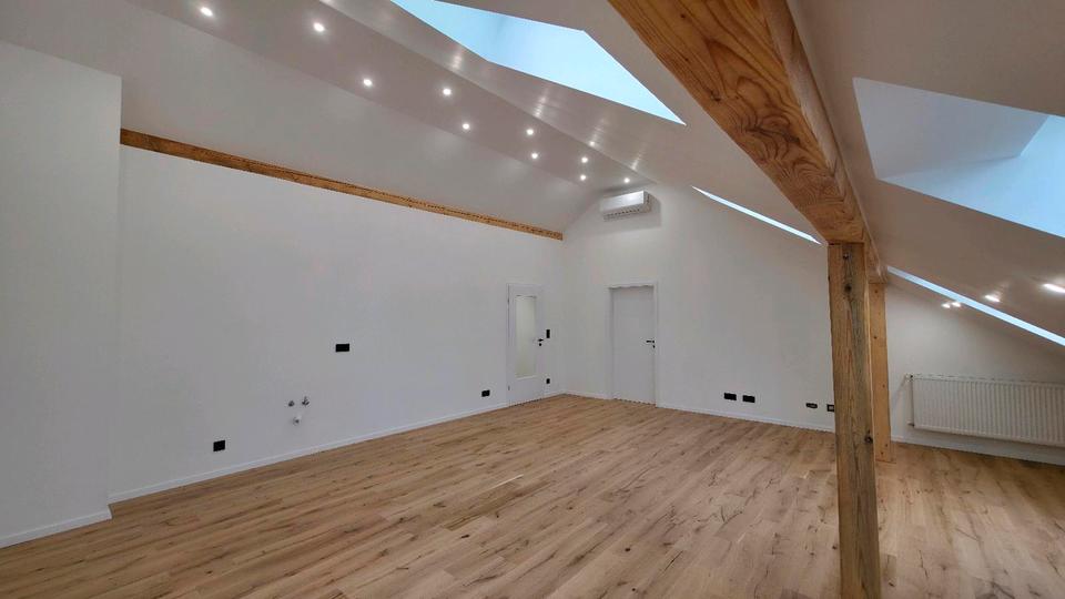 Dachgeschoßwohnung Regensburg Konradsiedlung - 2 Zimmer, 70 m&sup2;, 379.000&euro; | Angebot:25266612