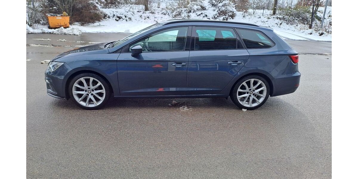 Seat Leon 71.300 km 17.000 &euro; Abensberg 93326